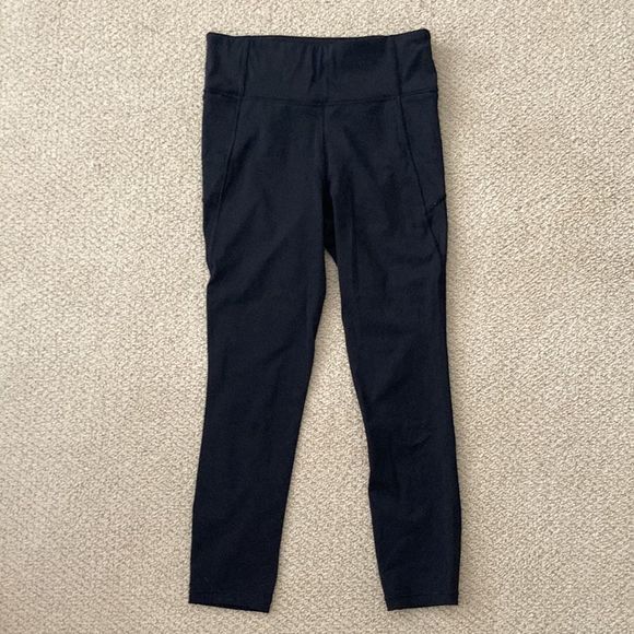 LULULEMON Final Lap Crop 23β Like New Black Nulux Leggings Fast & Free Sz 6 VEUC - Picture 5 of 15